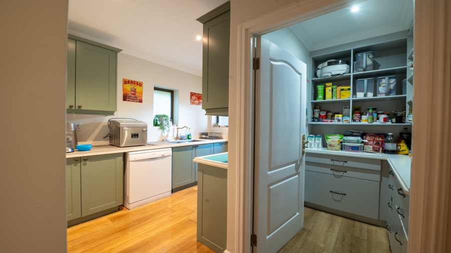 4 Bedroom Property for Sale in Green Pastures Western Cape